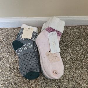 NWT 3 Pairs Fuzzy Ankle Slipper Home Socks Green/White and Pink Size 4-10